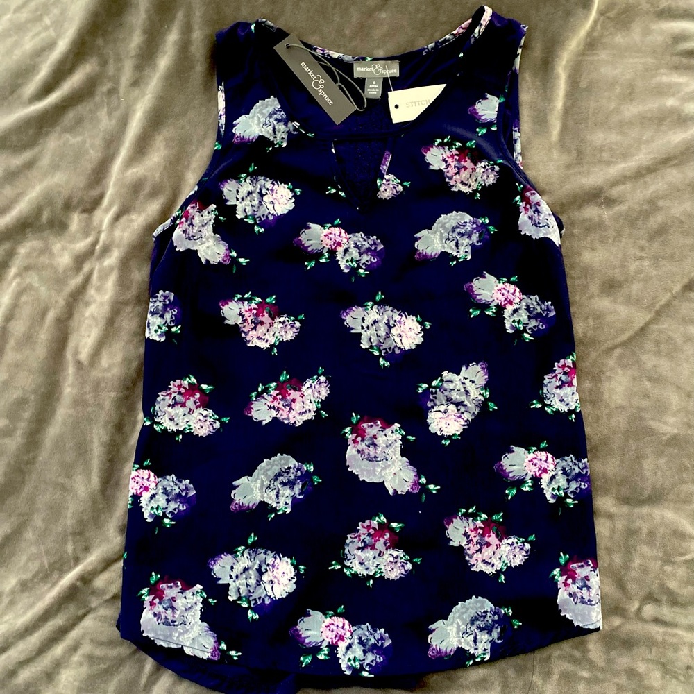 Market & Spruce Navy Top